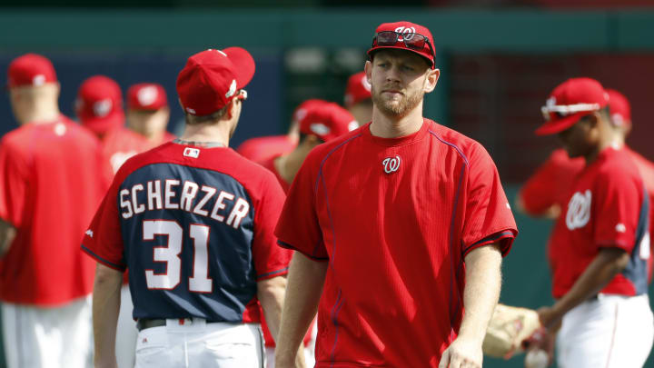 LEADING OFF: Day off in playoffs, Nats-Dodgers travel to DC