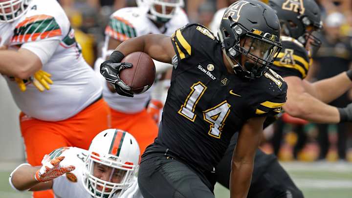 Appalachian State RB Cox leaves game with lower body injury Appalachian State RB Cox leaves game with lower body injury