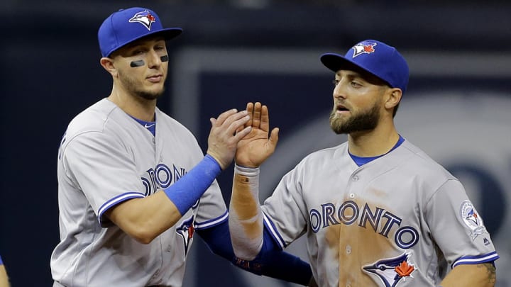 Kevin Pillar makes tough catch, goes crashing into the wall