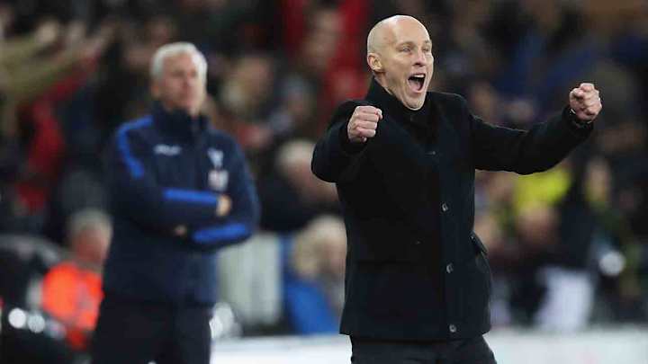 Swansea wins thriller, Chelsea goes top; more EPL Saturday results Swansea wins thriller, Chelsea goes top; more EPL Saturday results