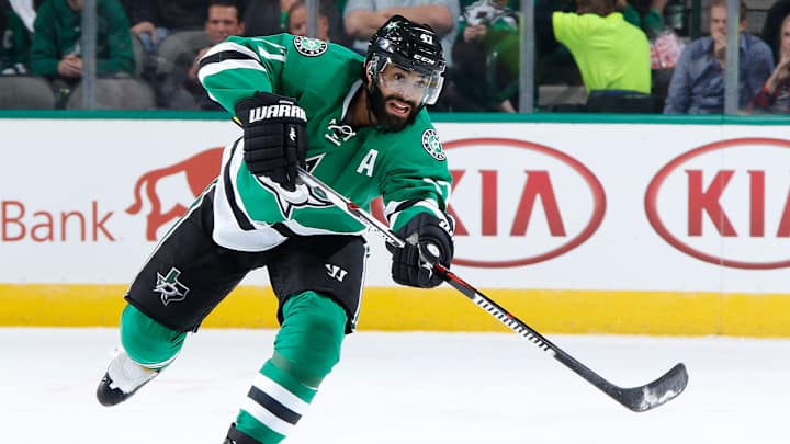Stars put D Johnny Oduya on injured list, recall two prospects