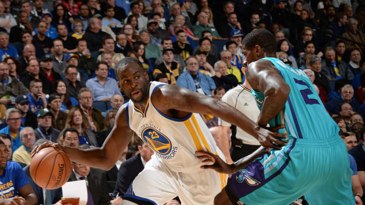 Green's triple-double leads Warriors past Hornets 111-101 Green's triple-double leads Warriors past Hornets 111-101
