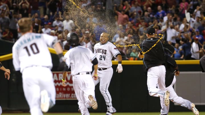Tomas' 9th-inning single gives D'Backs 3-2 win over Cubs
