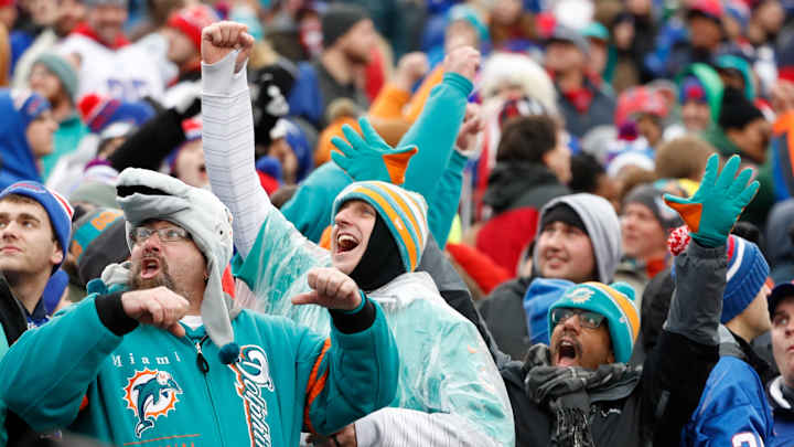Dolphins earn 1st playoff berth since 2008 with Denver loss