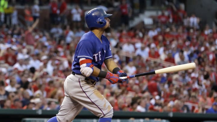 Hamels pitches Rangers to 1-0 win over Cardinals