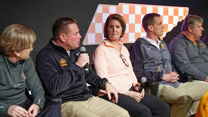 Tennessee students protest in support of alleged rape victims Tennessee students protest in support of alleged rape victims