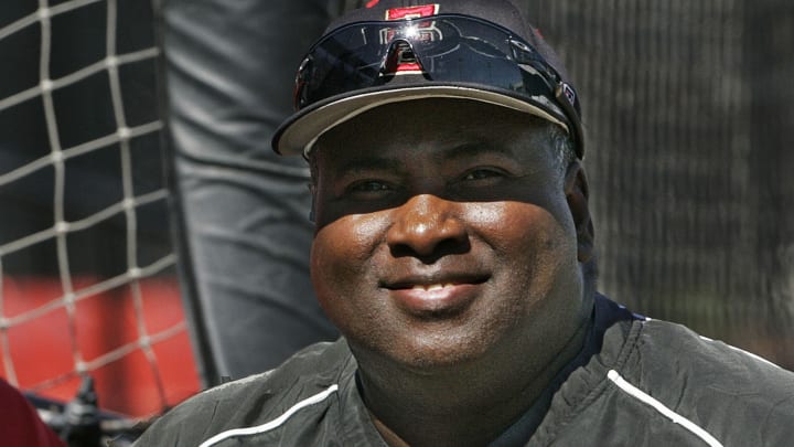 Tony Gwynn's family sues tobacco industry over star's death
