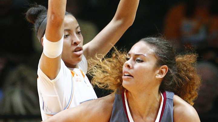 Lady Vols add Winthrop graduate transfer Schaquilla Nunn