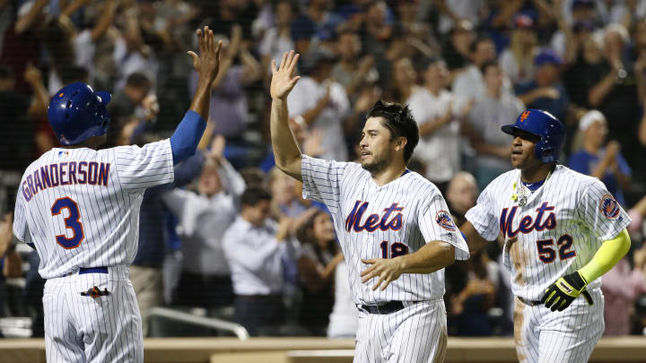 Johnson lifts Mets pasts Marlins 5-2; Walker likely done