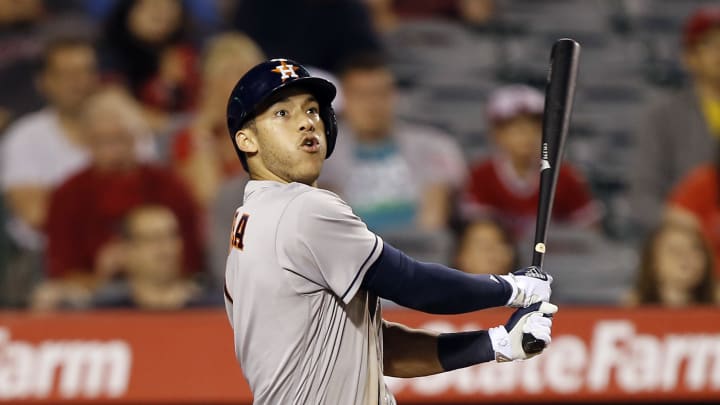 Correa breaks tie in 9th, Astros hold off Angels 4-2