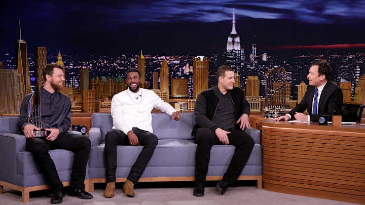 Anthony Rizzo broke his phone during the NLCS, still hasn’t had it fixed