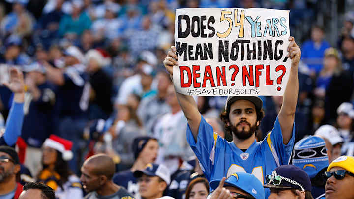 Chargers staying in San Diego for 2016, have option for L.A. in 2017 Chargers staying in San Diego for 2016, have option for L.A. in 2017