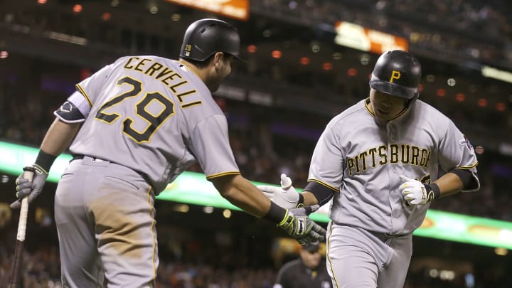 Kang homers in 8th to lift Pirates past Giants 4-3
