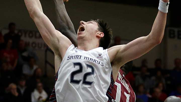 Saint Mary's responds to NCAA snub with NIT win