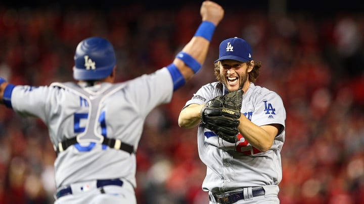 Roberts’s bold moves pay off as Dodgers edge Nationals, advance to NLCS