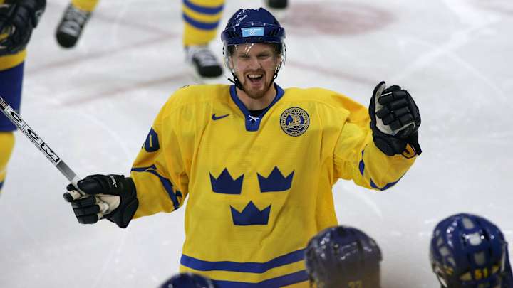 Henrik Sedin replaces Zetterberg as Sweden World Cup captain