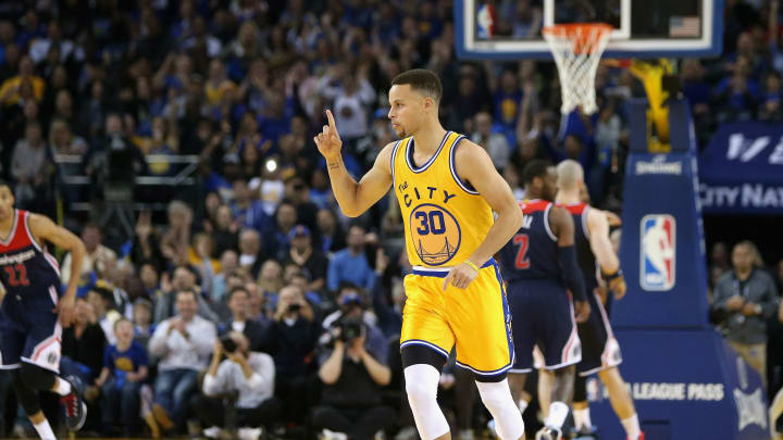 Warriors continue pursuit of history with win over Wizards