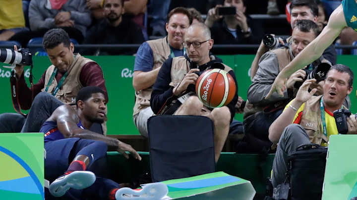 Tweet, tweet: US hoop team hearing whistles in Rio Games