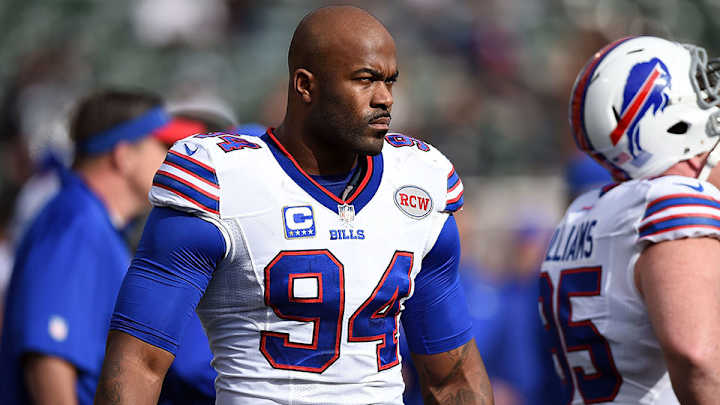 Bills release DE Mario Williams
