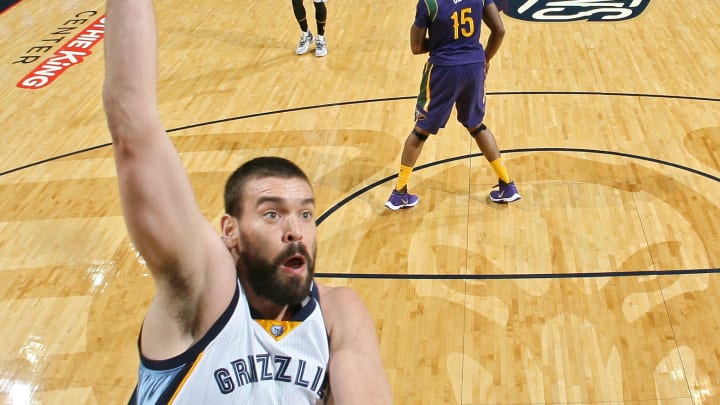 Grizzlies Gasol out indefinitely with broken right foot