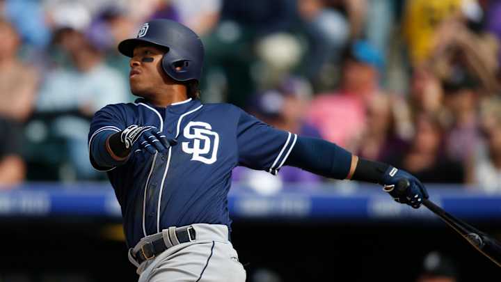 Padres' Solarte leaves game with hamstring injury