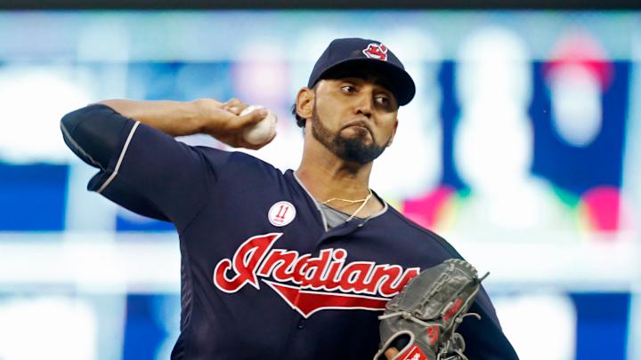 Napoli's homer lifts Indians to 5-4 win over Twins