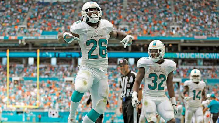 Dolphins looking to overcome struggles on a short week