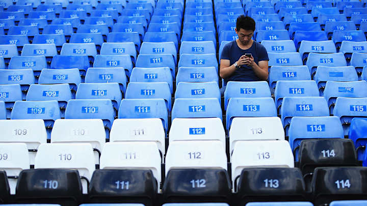 Beacons could help teams & venues reclaim billions in lost revenue Beacons could help teams & venues reclaim billions in lost revenue