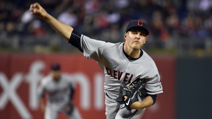 Phillies hold on for 5th straight win, beat Indians 4-3