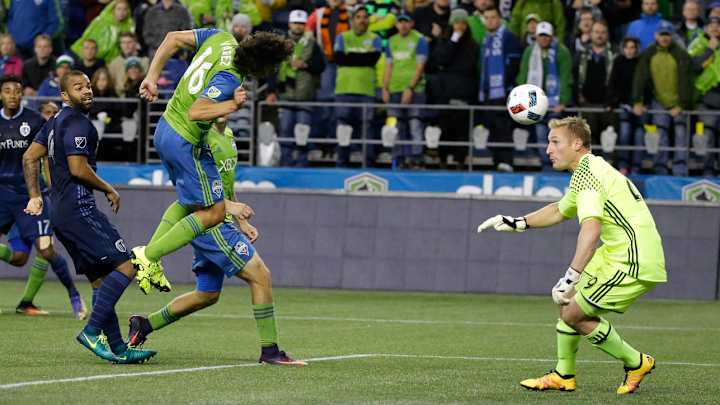 Nelson Valdez's controversial winner sends Sounders by Sporting KC in MLS playoffs Nelson Valdez's controversial winner sends Sounders by Sporting KC in MLS playoffs