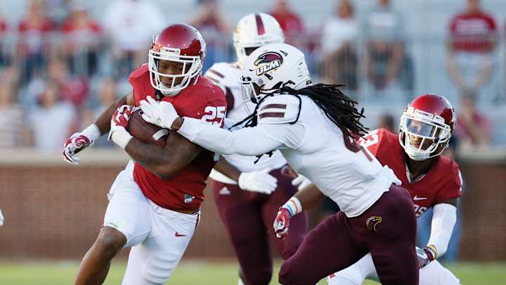 Mayfield leads No. 14 Oklahoma past ULM 59-17