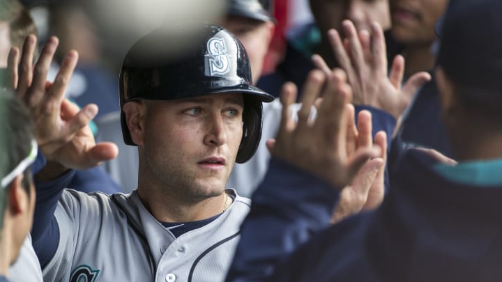 Walker pitches Mariners past Indians for 2-1 victory Walker pitches Mariners past Indians for 2-1 victory