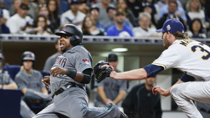 Upton's 2-run HR in 14th lifts Padres to 5-3 win over Dbacks