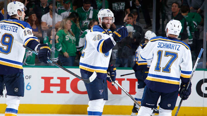 Blues dominate Stars in Game 5 to take command of series Blues dominate Stars in Game 5 to take command of series