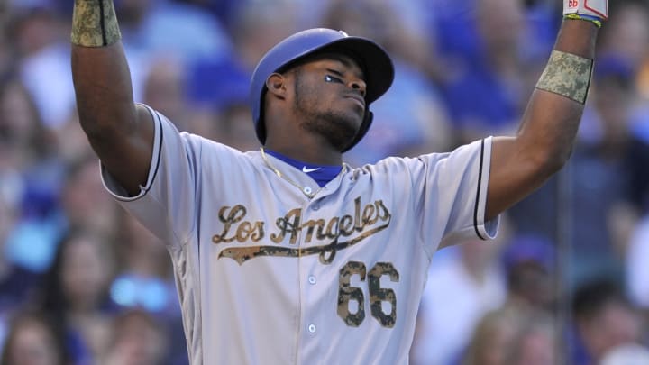 Dodgers' Yasiel Puig late scratch with sore left hamstring Dodgers' Yasiel Puig late scratch with sore left hamstring