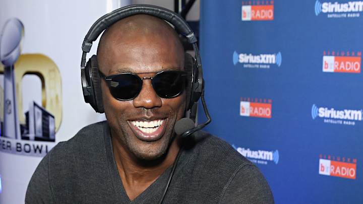 Terrell Owens: Cris Carter ‘begged’ way into Hall of Fame