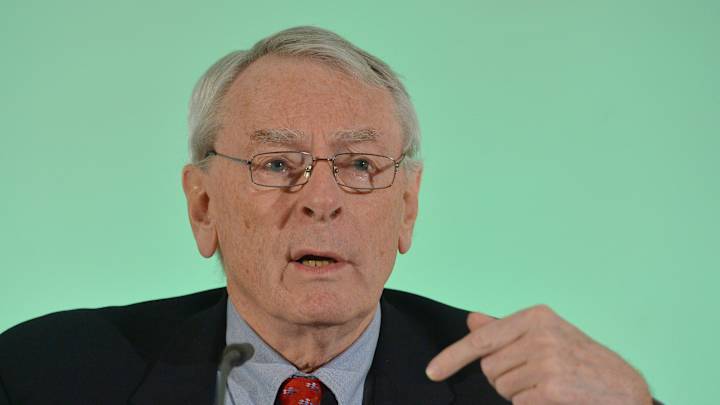 Dick Pound: Russia 'dithering and procrastinating' on doping