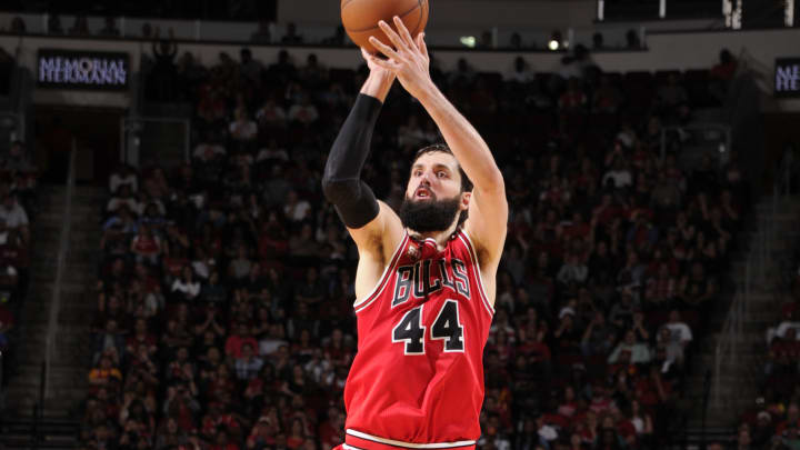 Mirotic scores 28 as Bulls edge Rockets 103-100