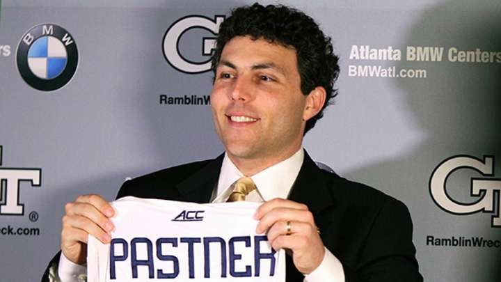 Josh Pastner Q&A on Memphis, Georgia Tech and golfing assistants