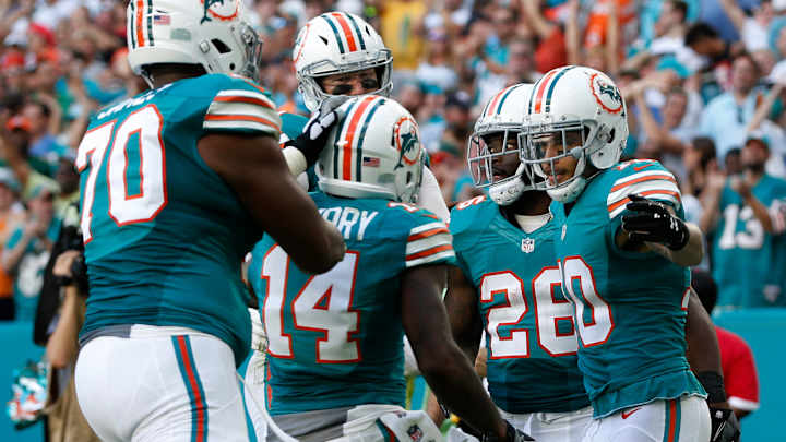 Dolphins win 6th in a row by beating Niners 31-24