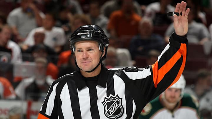 Ex-NHL ref Kerry Fraser apologizes for epic blown call in '93 playoffs