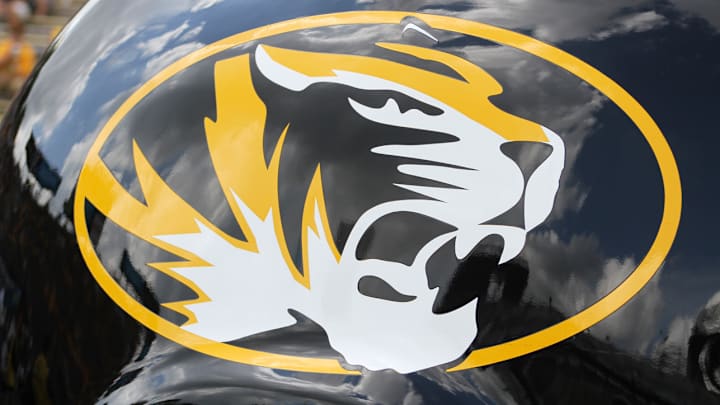 Former Missouri tutor says she took courses for student-athletes Former Missouri tutor says she took courses for student-athletes