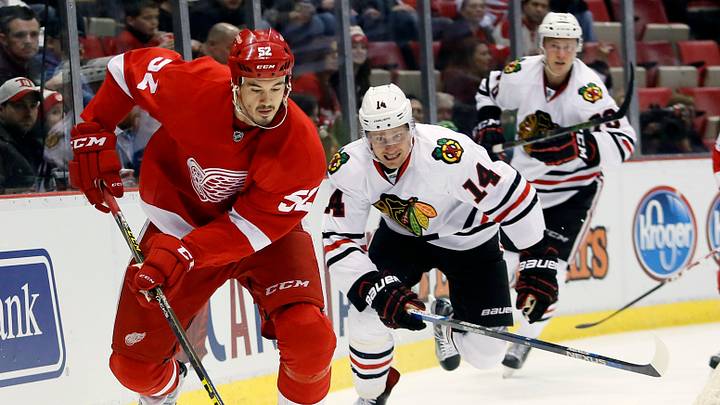 Kane's goal and 2 assists help Blackhawks rout Red Wings 5-2 Kane's goal and 2 assists help Blackhawks rout Red Wings 5-2