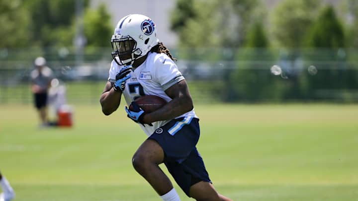 Derrick Henry starts settling in at Titans rookie minicamp