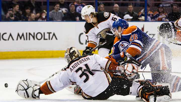 Surging Ducks earn 5-3 victory over Oilers