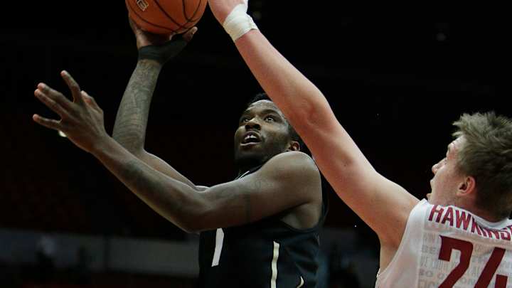 Scott delivers in Colorado's 75-70 triumph over WSU