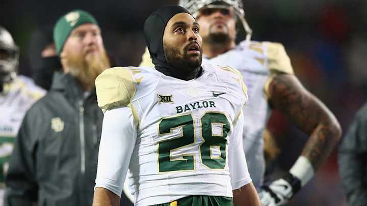 Woman says Art Briles was aware of assault allegations against Baylor RB
