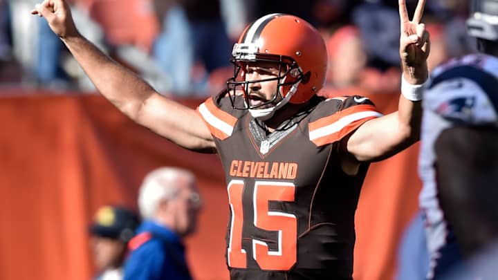 Browns release QB Charlie Whitehurst following injury