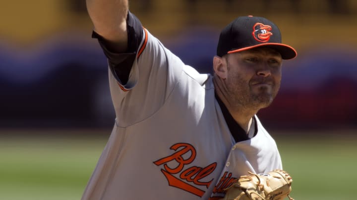 Trumbo hits slam, majors-leading 32nd HR, leads O's over A's