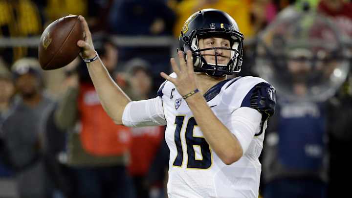 NFL DRAFT: Rams celebrate their LA return by drafting first